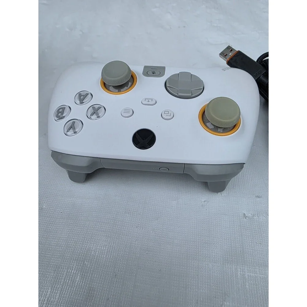 Scuf SG504-01 Instinct Pro Wireless Controller White For Xbox Series X|S/One, PC